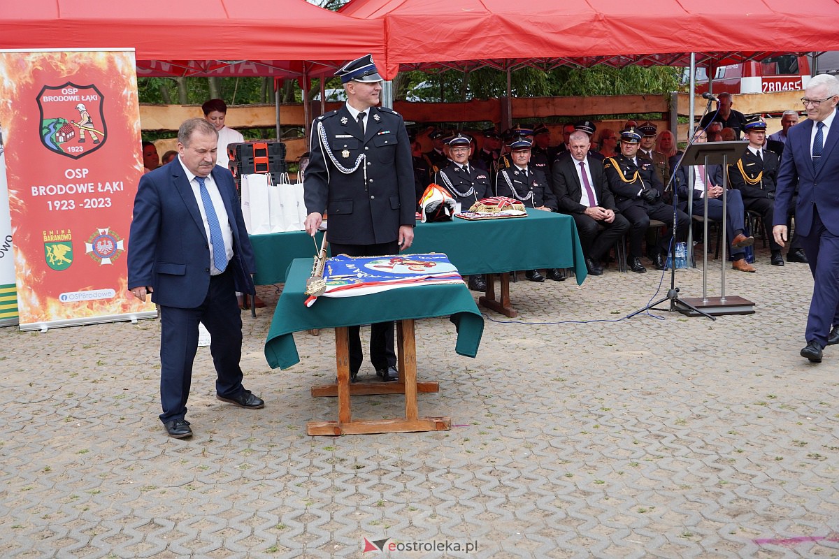 100-lecie OSP Brodowe Łąki. Jednostka otrzymała sztandar [24.06.2023] - zdjęcie #49 - eOstroleka.pl