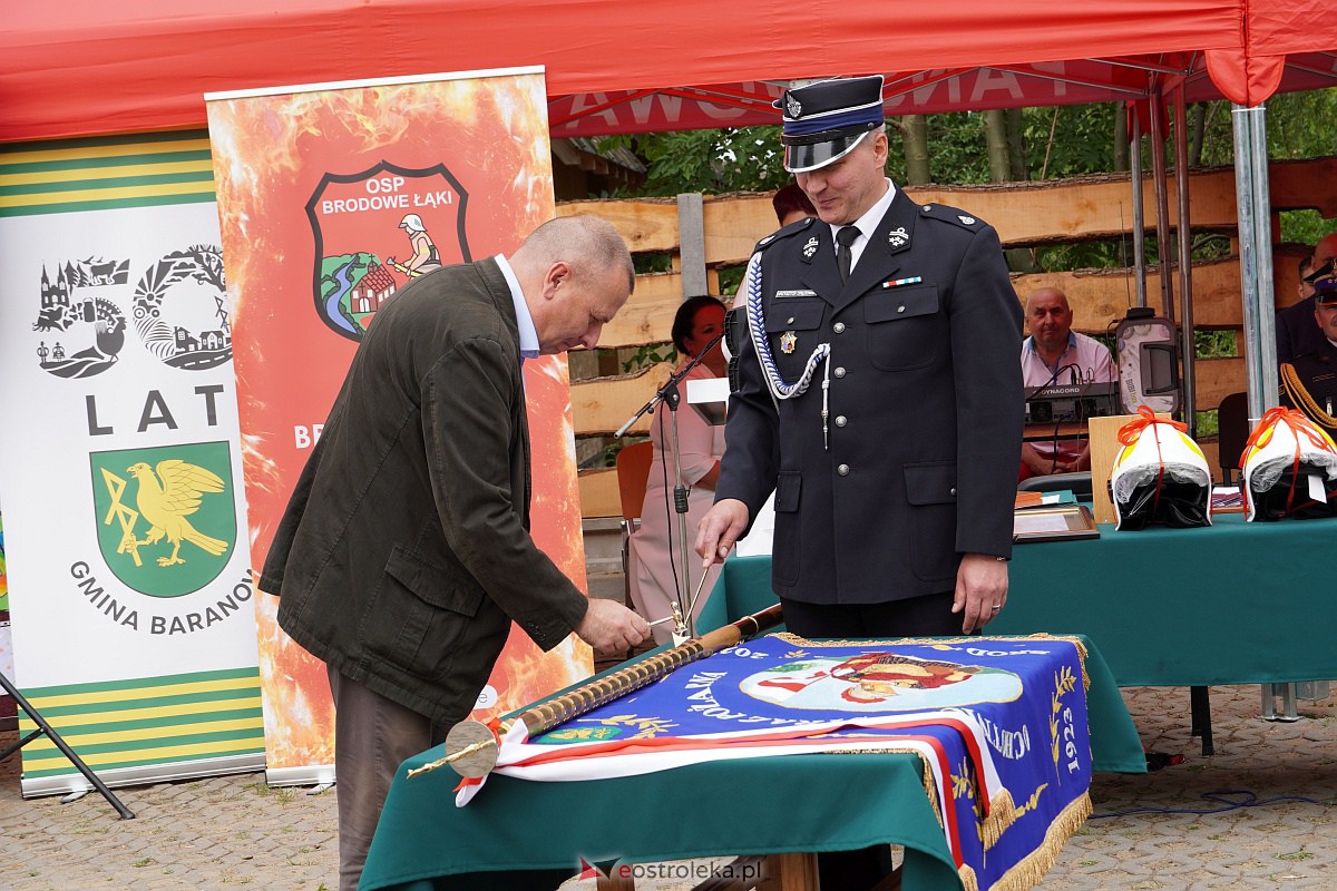 100-lecie OSP Brodowe Łąki. Jednostka otrzymała sztandar [24.06.2023] - zdjęcie #47 - eOstroleka.pl