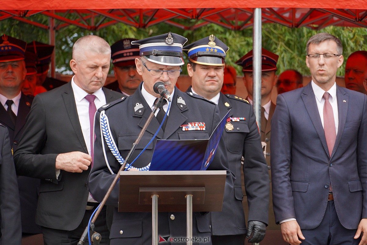 100-lecie OSP Brodowe Łąki. Jednostka otrzymała sztandar [24.06.2023] - zdjęcie #39 - eOstroleka.pl
