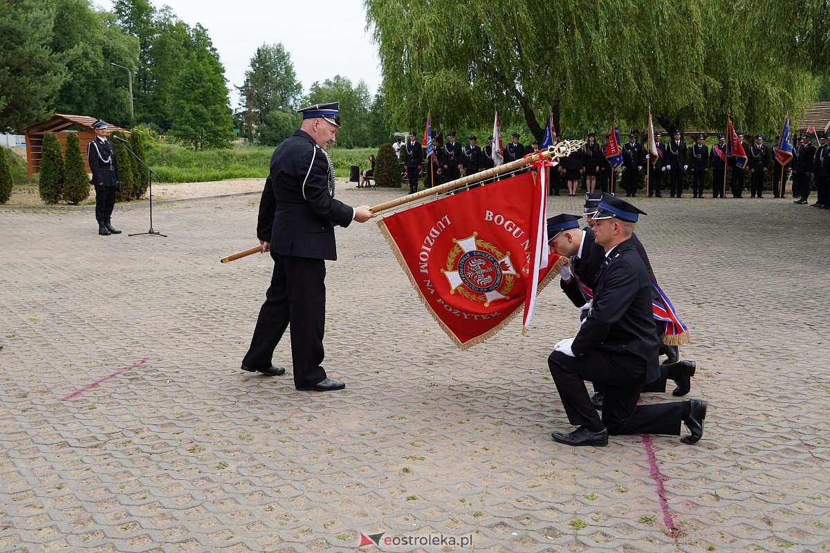 100-lecie OSP Brodowe Łąki. Jednostka otrzymała sztandar [24.06.2023] - zdjęcie #31 - eOstroleka.pl