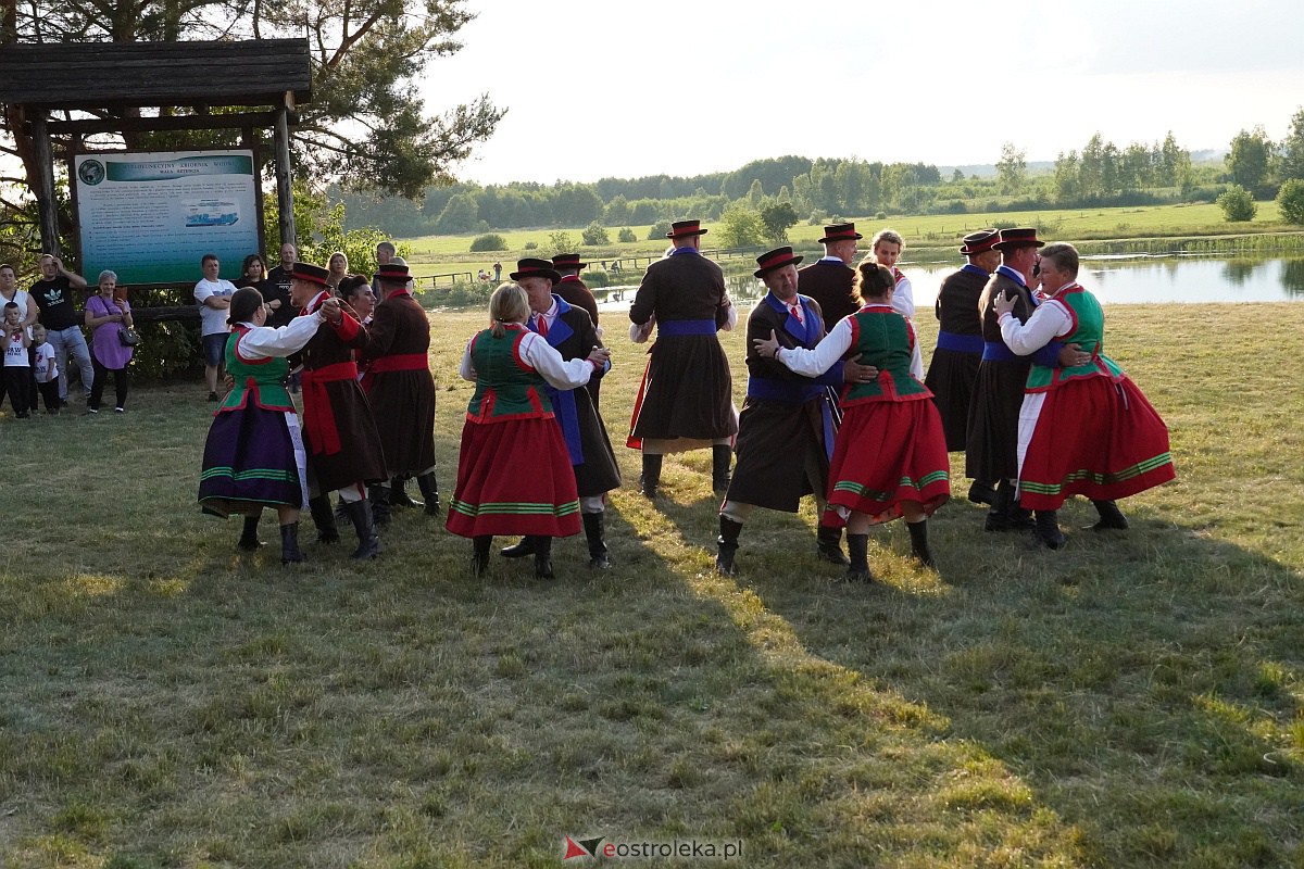 Noc Świętojańska w Serafinie [24.06.2023] - zdjęcie #11 - eOstroleka.pl