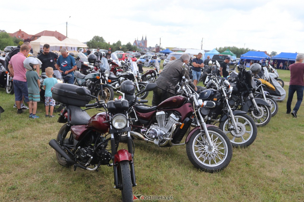 Zlot Oldtimerów w Rzekuniu [25.06.2023] - zdjęcie #68 - eOstroleka.pl