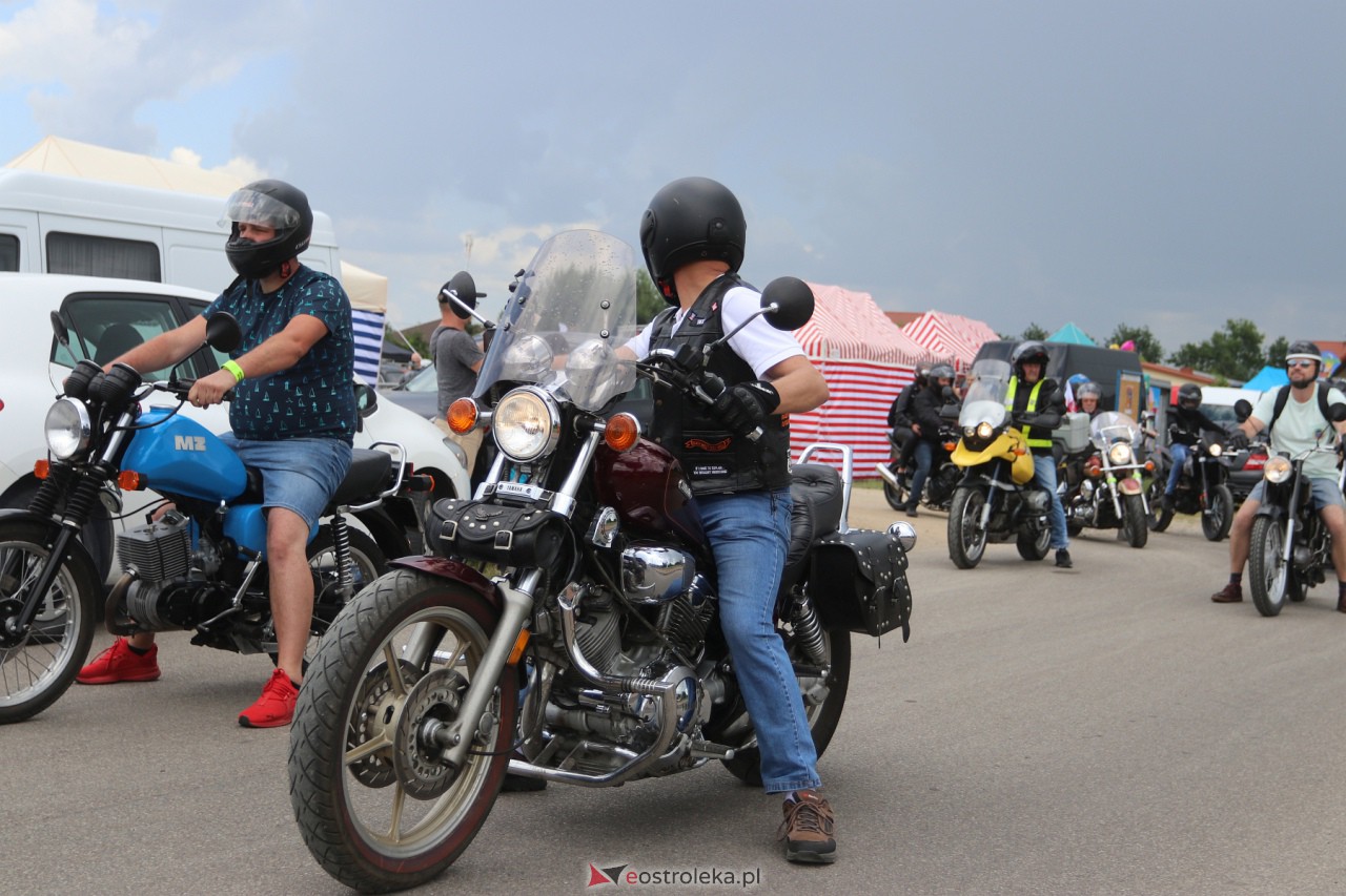 Zlot Oldtimerów w Rzekuniu [25.06.2023] - zdjęcie #21 - eOstroleka.pl