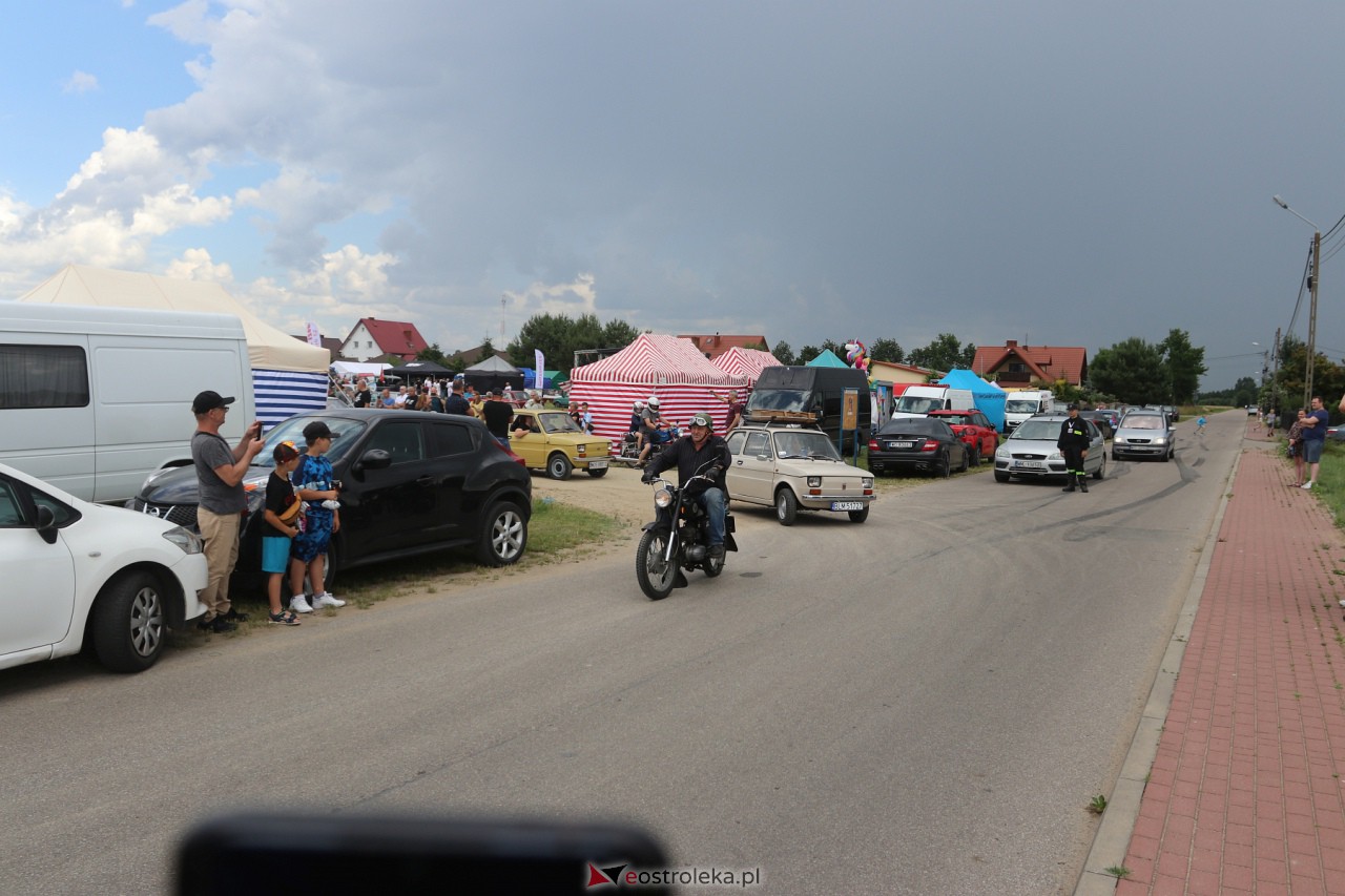 Zlot Oldtimerów w Rzekuniu [25.06.2023] - zdjęcie #14 - eOstroleka.pl