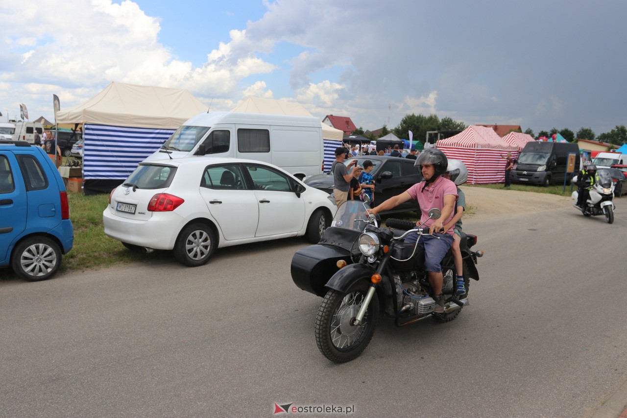 Zlot Oldtimerów w Rzekuniu [25.06.2023] - zdjęcie #2 - eOstroleka.pl