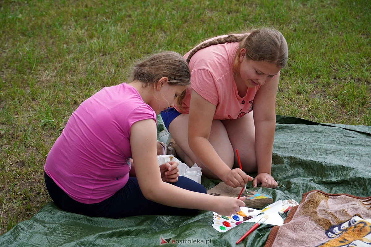 Malowanie na kamieniu - Konkurs rodzinny w Janochach [25.06.2023] - zdjęcie #44 - eOstroleka.pl