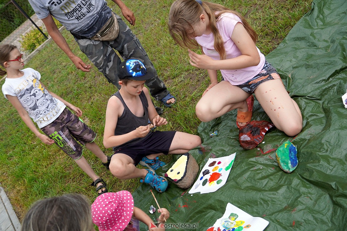 Malowanie na kamieniu - Konkurs rodzinny w Janochach [25.06.2023] - zdjęcie #28 - eOstroleka.pl