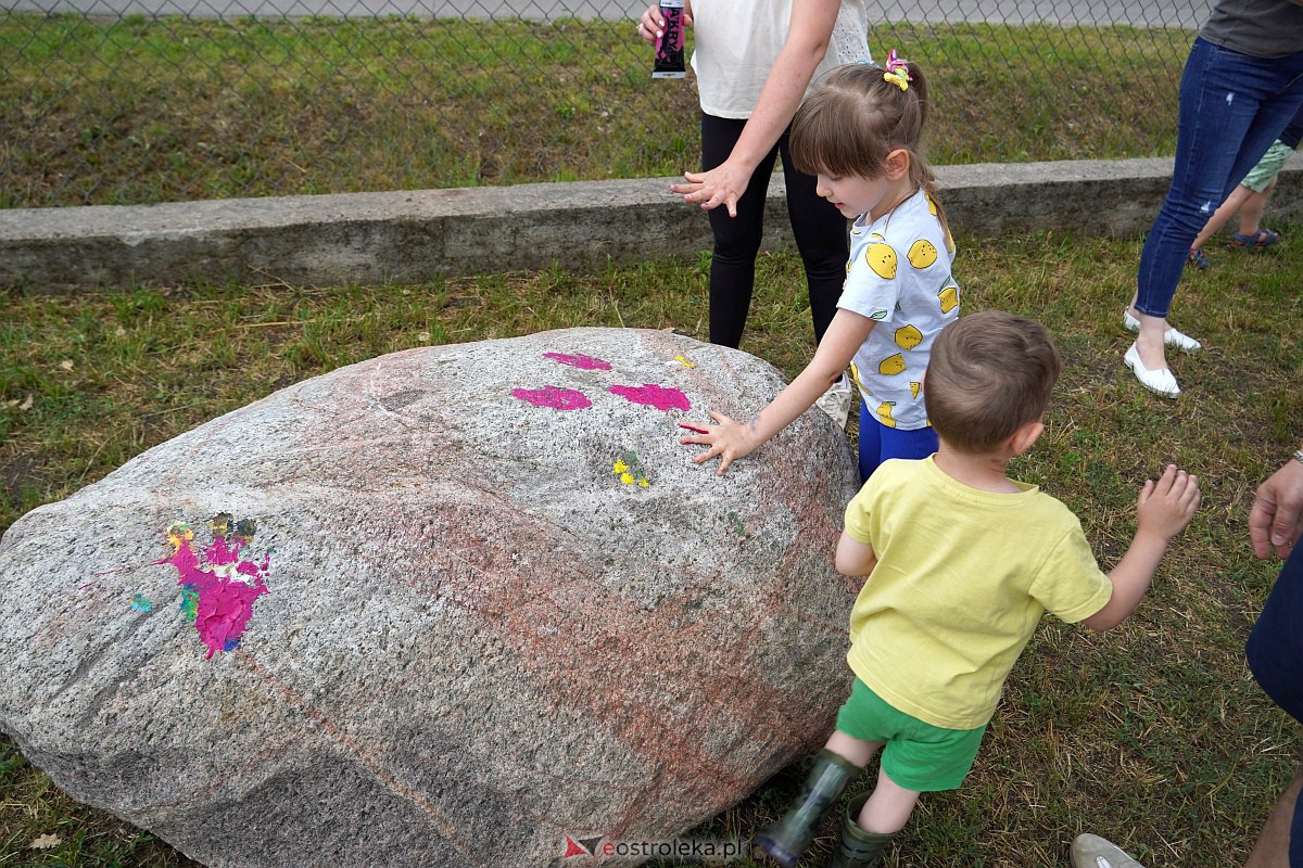 Malowanie na kamieniu - Konkurs rodzinny w Janochach [25.06.2023] - zdjęcie #22 - eOstroleka.pl