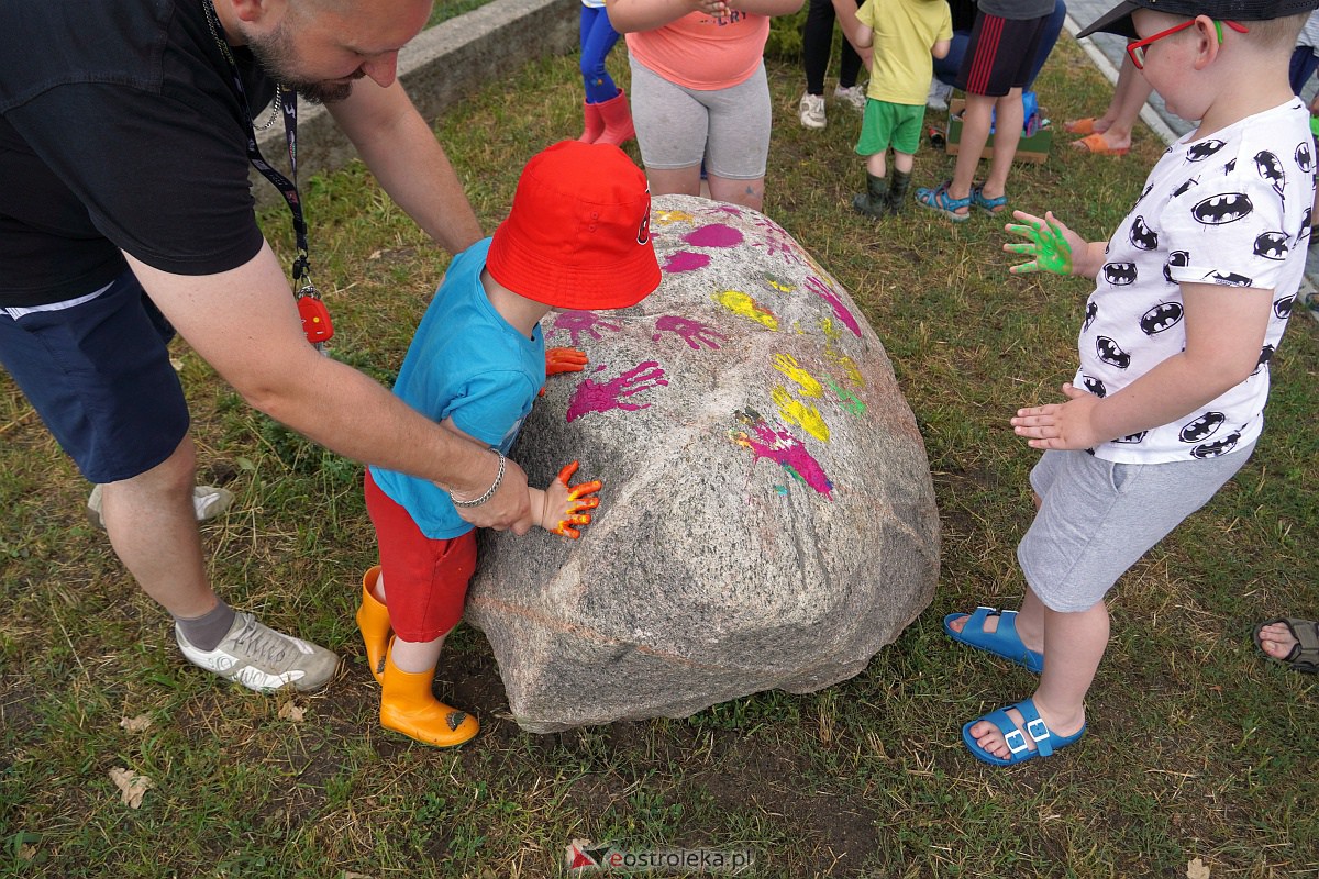 Malowanie na kamieniu - Konkurs rodzinny w Janochach [25.06.2023] - zdjęcie #14 - eOstroleka.pl