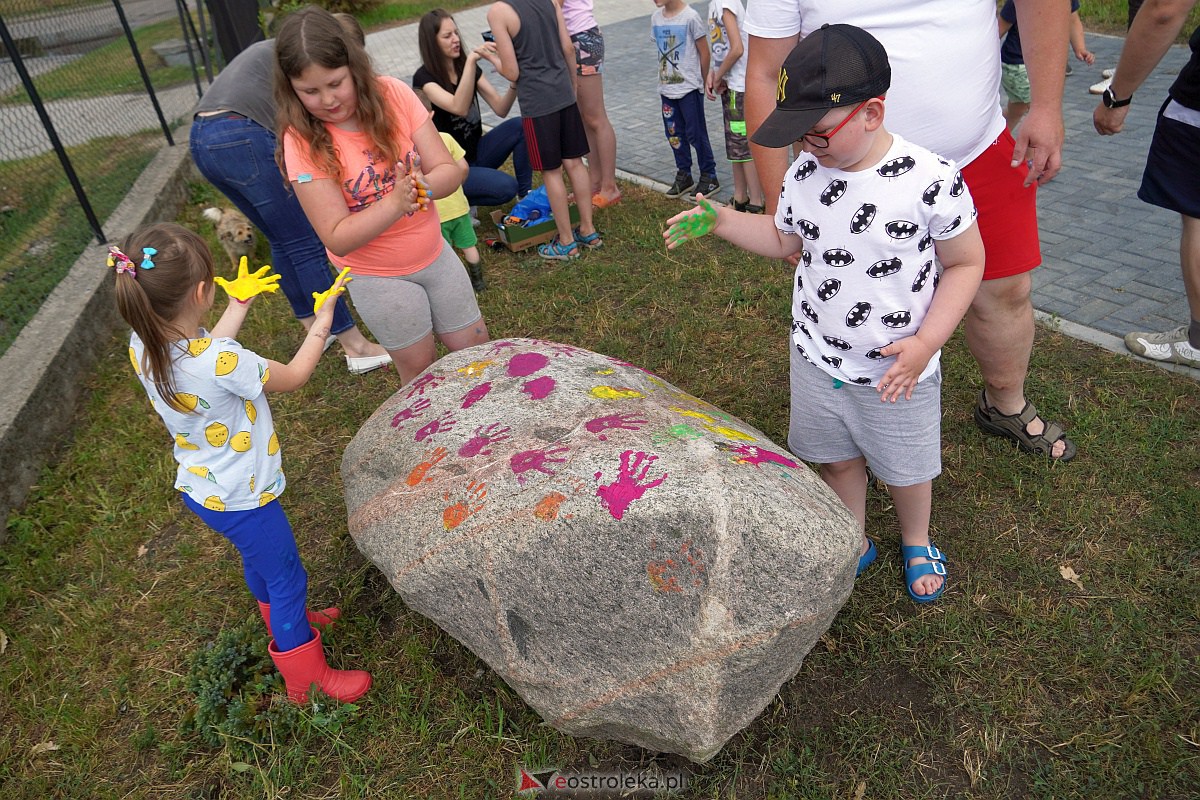 Malowanie na kamieniu - Konkurs rodzinny w Janochach [25.06.2023] - zdjęcie #13 - eOstroleka.pl