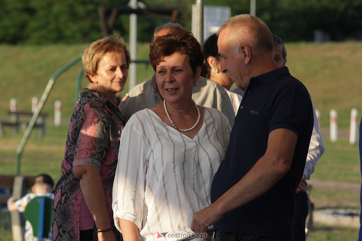 Potańcówka na plaży miejskiej w Ostrołęce [25.06.2023] - zdjęcie #57 - eOstroleka.pl