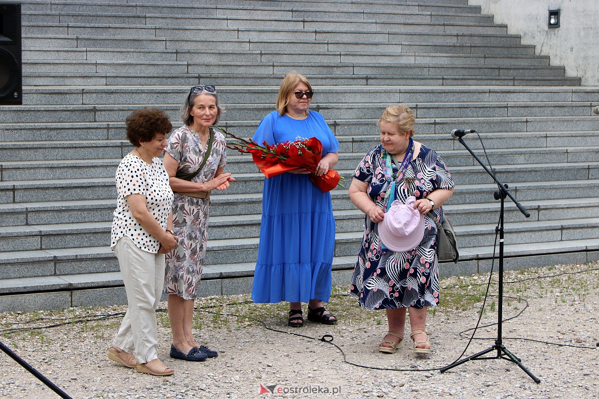 Monika Richardson na Pikniku Literackim w Ostrołęce [25.06.2023] - zdjęcie #14 - eOstroleka.pl