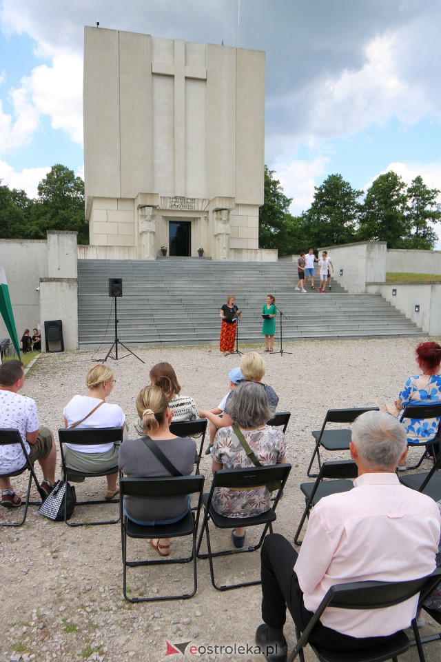 Monika Richardson na Pikniku Literackim w Ostrołęce [25.06.2023] - zdjęcie #27 - eOstroleka.pl