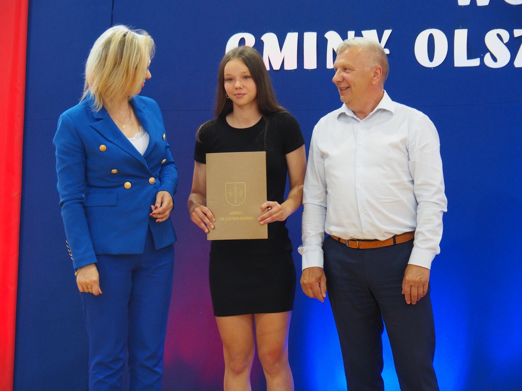 II Gala Uczniowska w Olszewie-Borkach [26.06.2023] - zdjęcie #21 - eOstroleka.pl