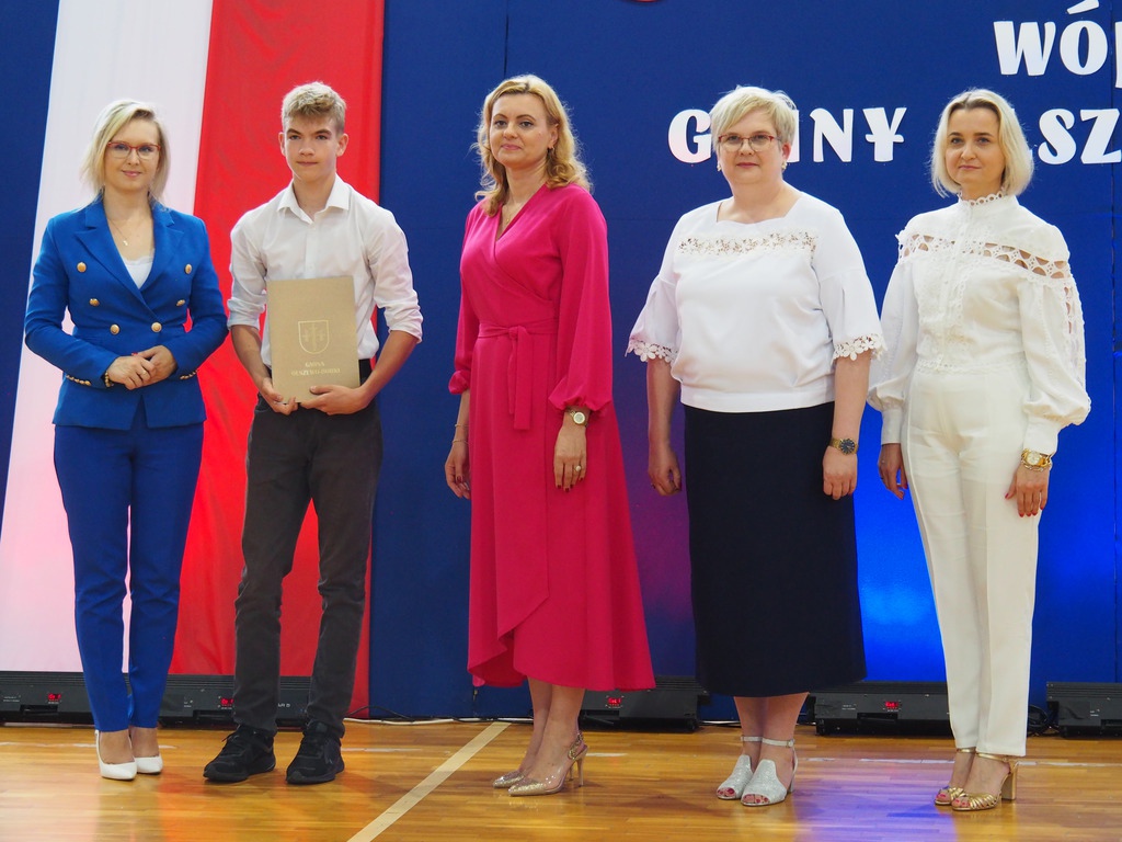 II Gala Uczniowska w Olszewie-Borkach [26.06.2023] - zdjęcie #17 - eOstroleka.pl