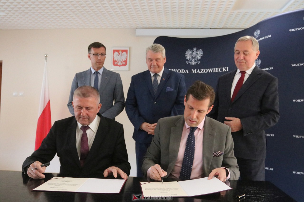 Podpisanie umów z samorządami [26.06.2023] - zdjęcie #46 - eOstroleka.pl