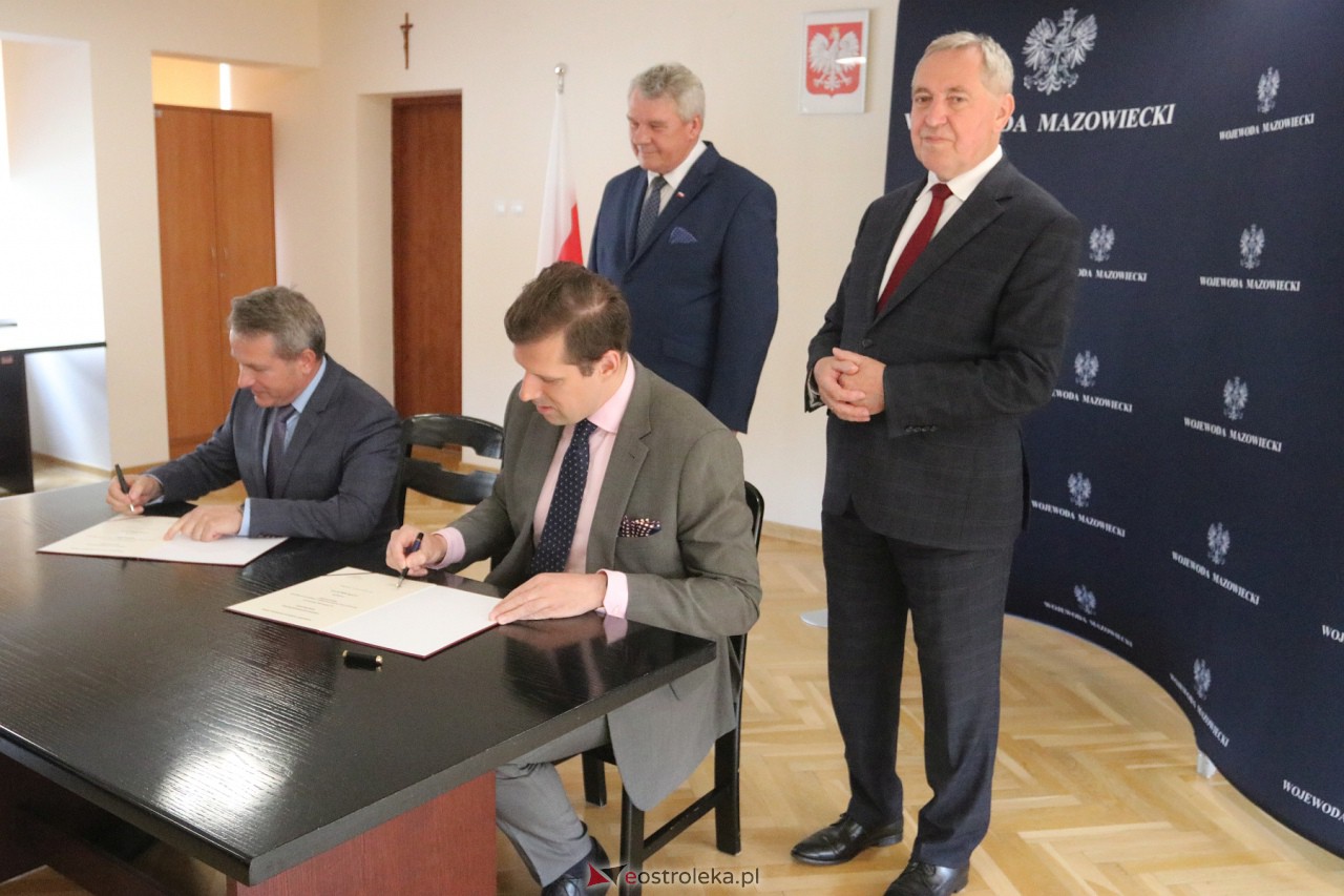 Podpisanie umów z samorządami [26.06.2023] - zdjęcie #33 - eOstroleka.pl