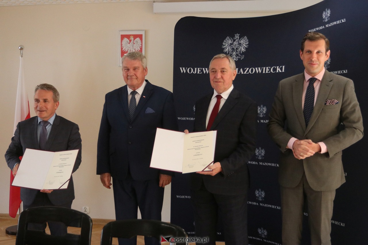 Podpisanie umów z samorządami [26.06.2023] - zdjęcie #31 - eOstroleka.pl