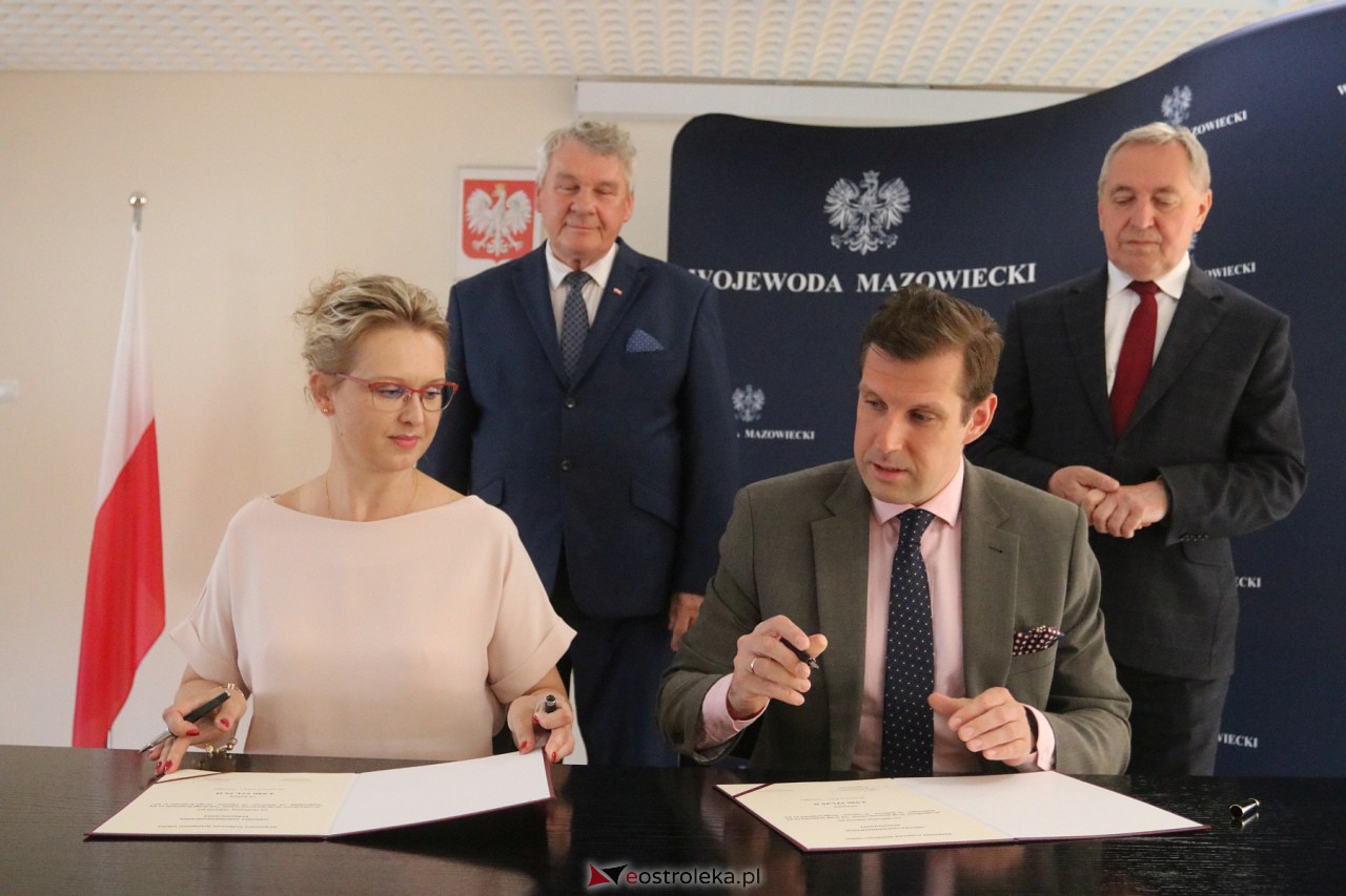 Podpisanie umów z samorządami [26.06.2023] - zdjęcie #29 - eOstroleka.pl