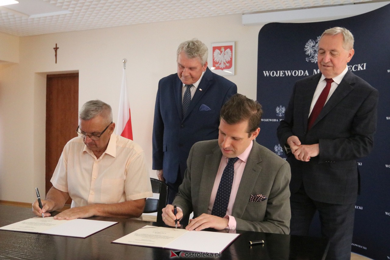 Podpisanie umów z samorządami [26.06.2023] - zdjęcie #26 - eOstroleka.pl