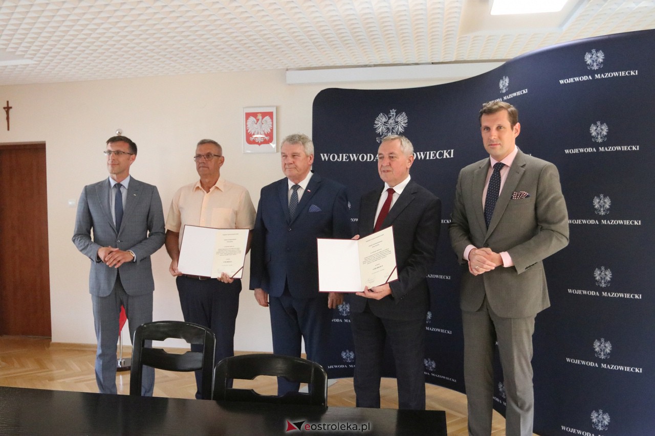 Podpisanie umów z samorządami [26.06.2023] - zdjęcie #25 - eOstroleka.pl
