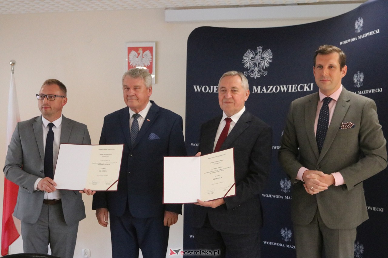 Podpisanie umów z samorządami [26.06.2023] - zdjęcie #16 - eOstroleka.pl