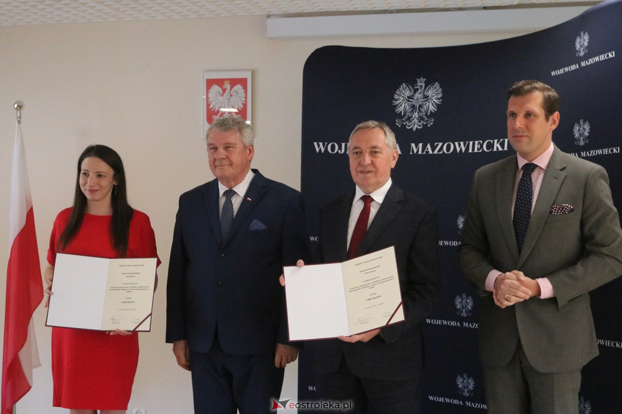 Podpisanie umów z samorządami [26.06.2023] - zdjęcie #14 - eOstroleka.pl