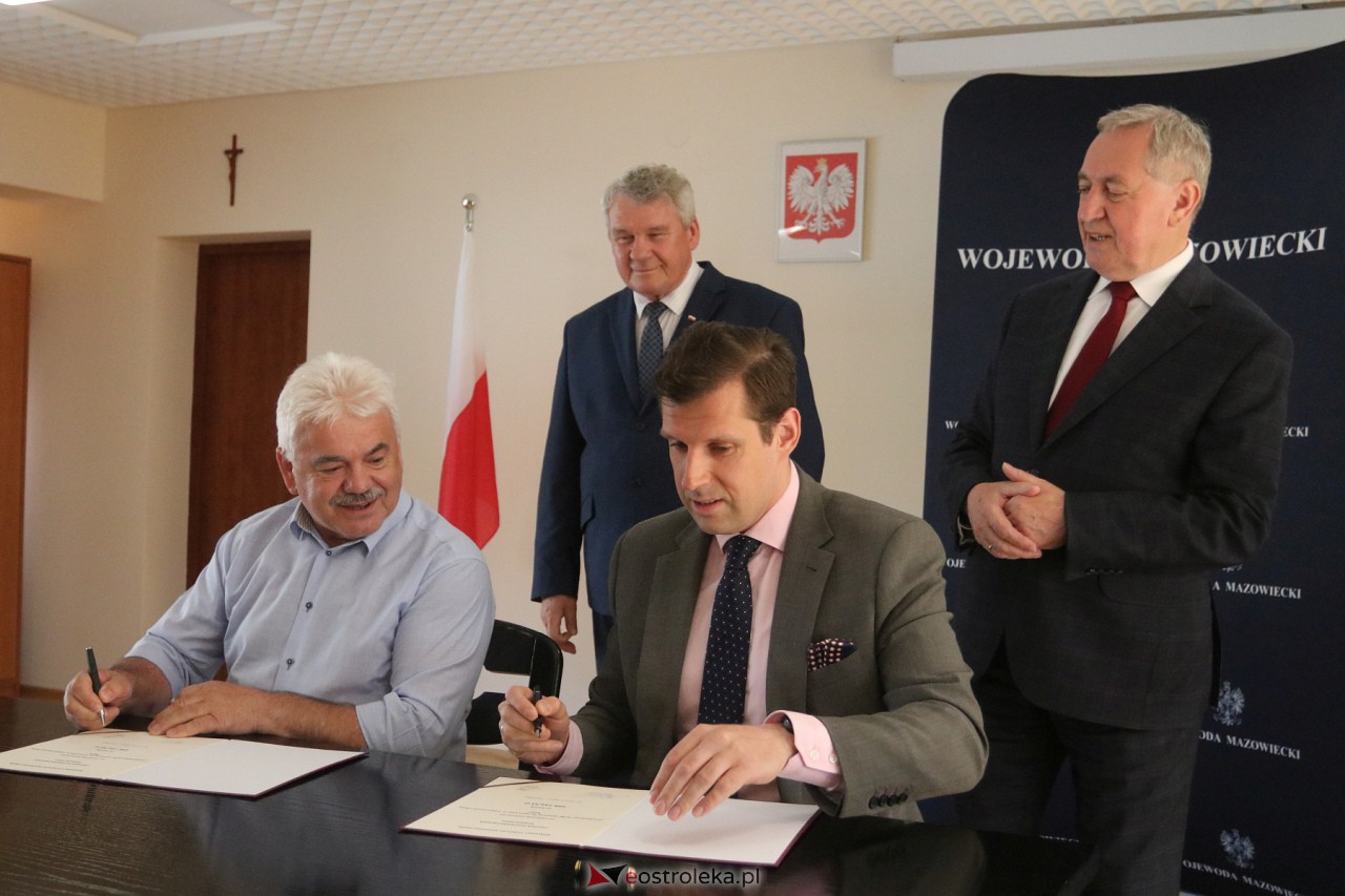 Podpisanie umów z samorządami [26.06.2023] - zdjęcie #13 - eOstroleka.pl