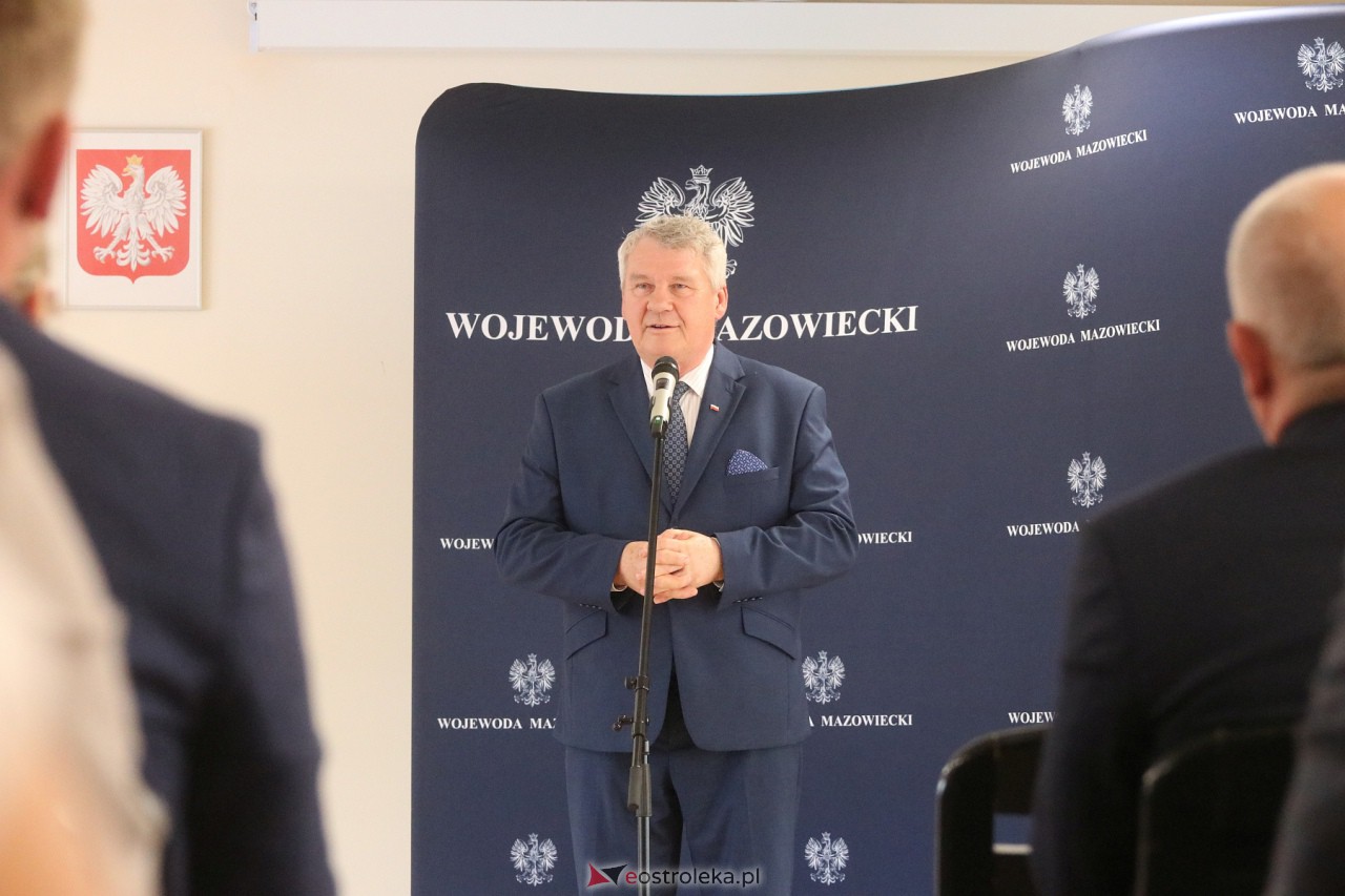 Podpisanie umów z samorządami [26.06.2023] - zdjęcie #5 - eOstroleka.pl