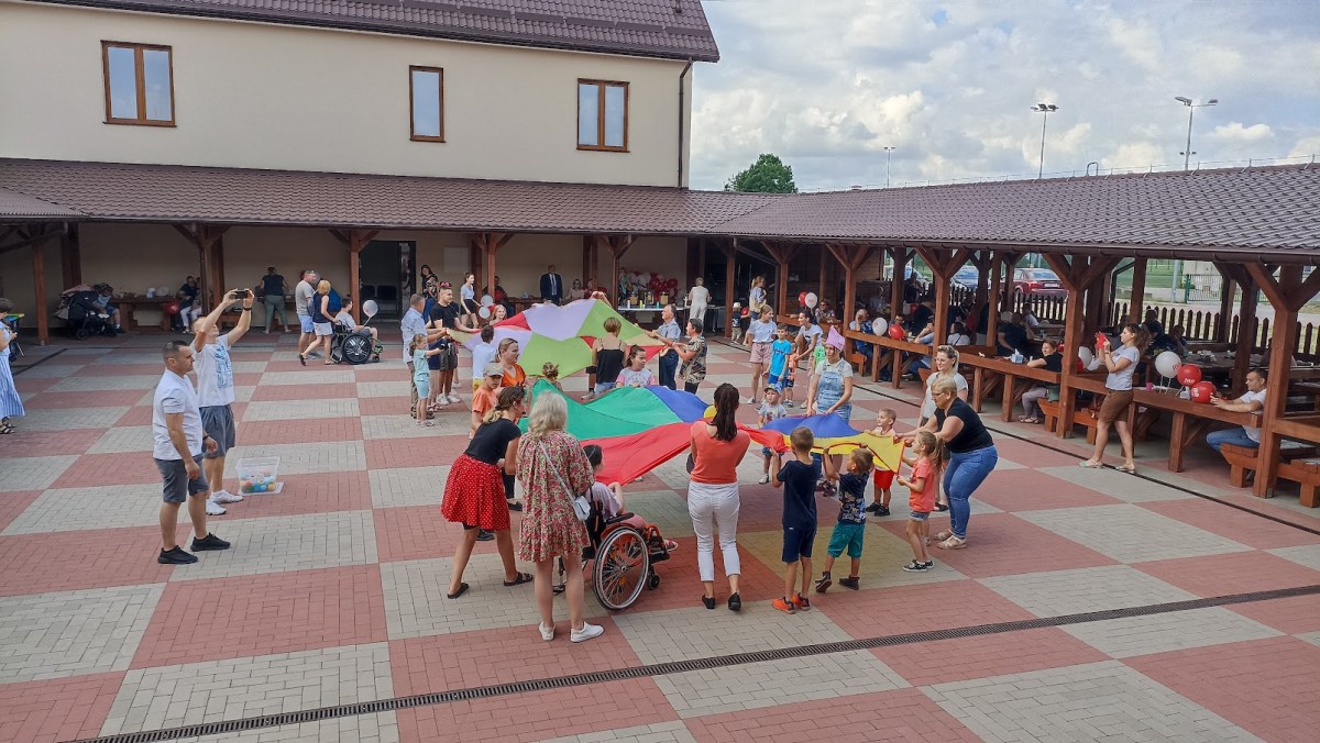 Rodzinny festyn w Łysych pod hasłem “Razem mamy siłę” [27.06.2023] - zdjęcie #3 - eOstroleka.pl