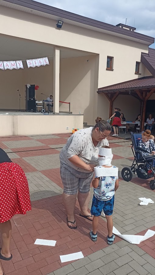 Rodzinny festyn w Łysych pod hasłem “Razem mamy siłę” [27.06.2023] - zdjęcie #10 - eOstroleka.pl