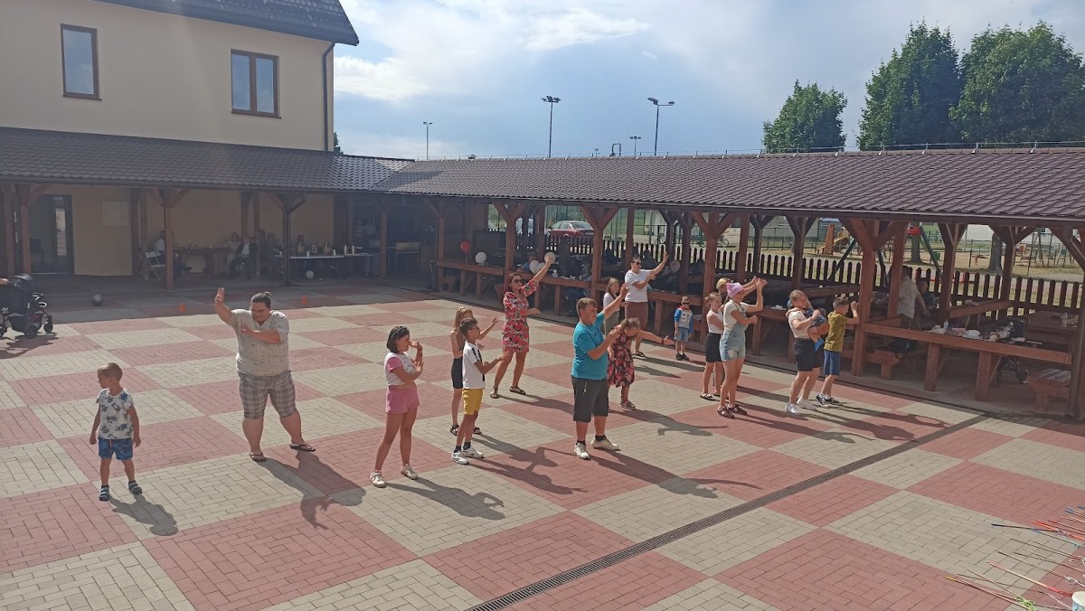Rodzinny festyn w Łysych pod hasłem “Razem mamy siłę” [27.06.2023] - zdjęcie #8 - eOstroleka.pl