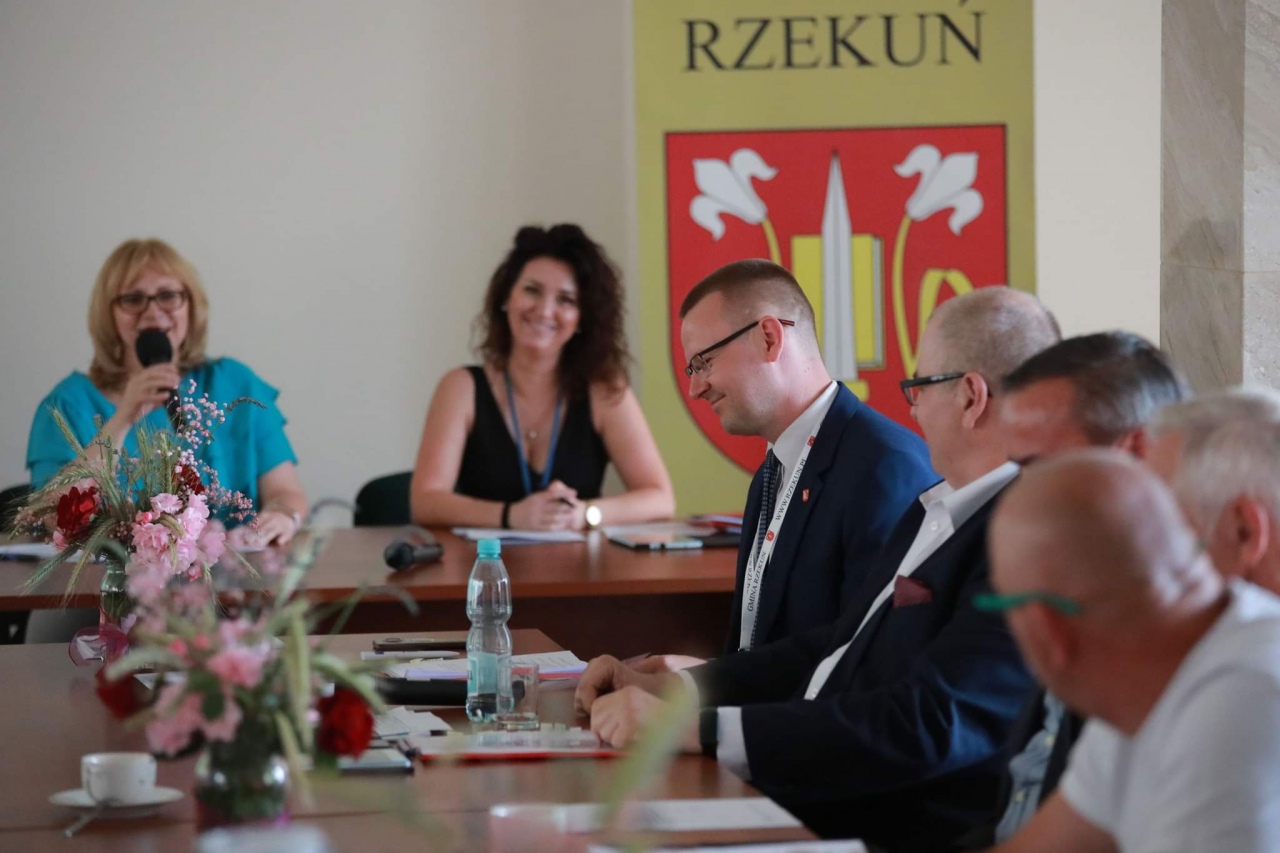 Absolutoryjna sesja Rady Gminy w Rzekuniu [30.06.2023] - zdjęcie #5 - eOstroleka.pl