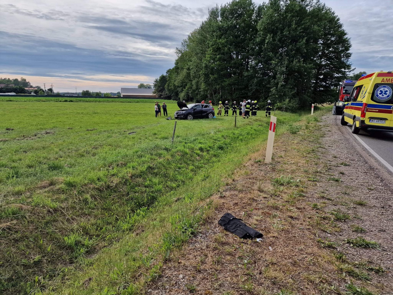 Wypadek w Wachu [30.06.2023] - zdjęcie #1 - eOstroleka.pl