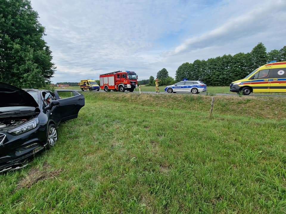 Wypadek w Wachu [30.06.2023] - zdjęcie #3 - eOstroleka.pl