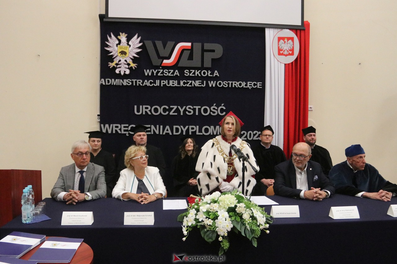 Zakończenie roku akademickiego WSAP [01.07.2023] - zdjęcie #63 - eOstroleka.pl