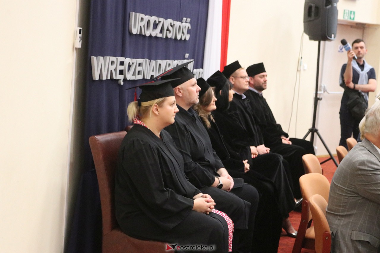 Zakończenie roku akademickiego WSAP [01.07.2023] - zdjęcie #61 - eOstroleka.pl