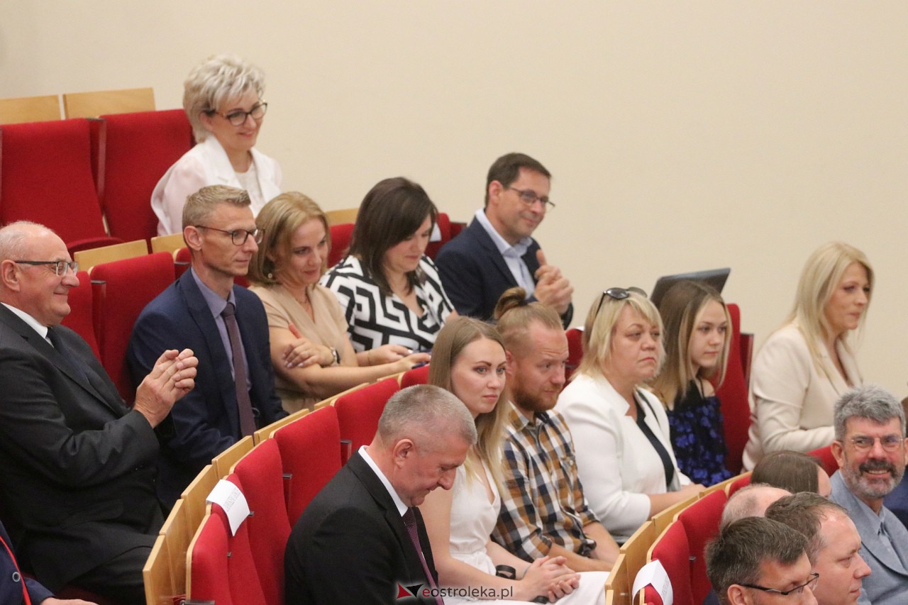 Zakończenie roku akademickiego WSAP [01.07.2023] - zdjęcie #42 - eOstroleka.pl