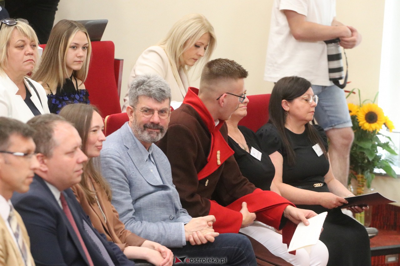 Zakończenie roku akademickiego WSAP [01.07.2023] - zdjęcie #39 - eOstroleka.pl