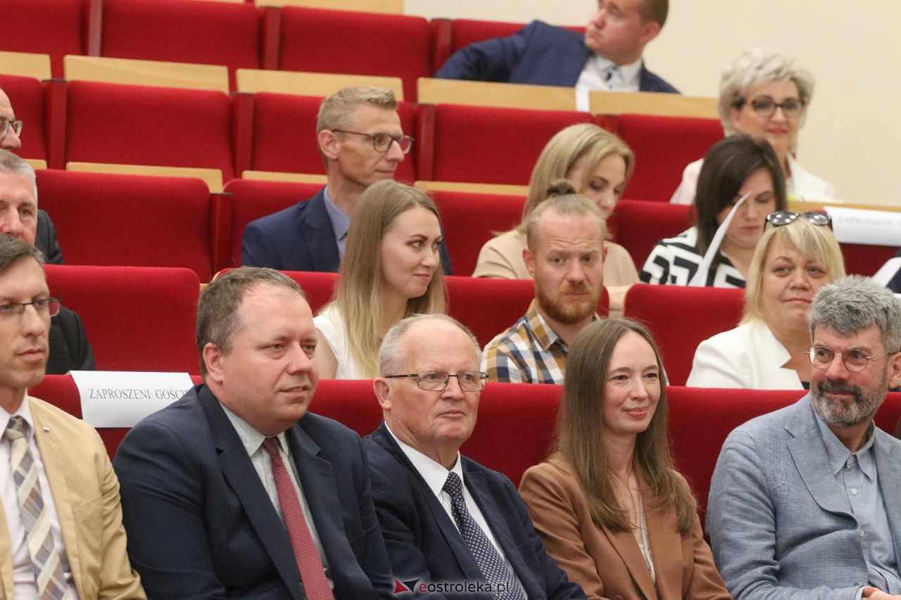 Zakończenie roku akademickiego WSAP [01.07.2023] - zdjęcie #36 - eOstroleka.pl