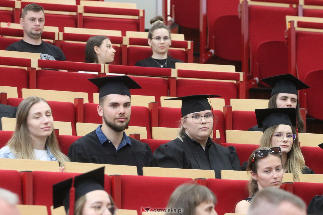 Zakończenie roku akademickiego WSAP [01.07.2023] - zdjęcie #27 - eOstroleka.pl