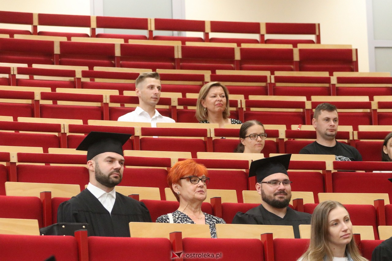 Zakończenie roku akademickiego WSAP [01.07.2023] - zdjęcie #21 - eOstroleka.pl