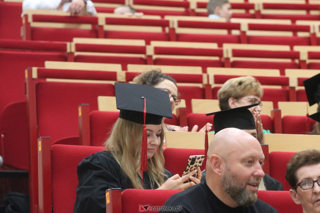 Zakończenie roku akademickiego WSAP [01.07.2023] - zdjęcie #18 - eOstroleka.pl