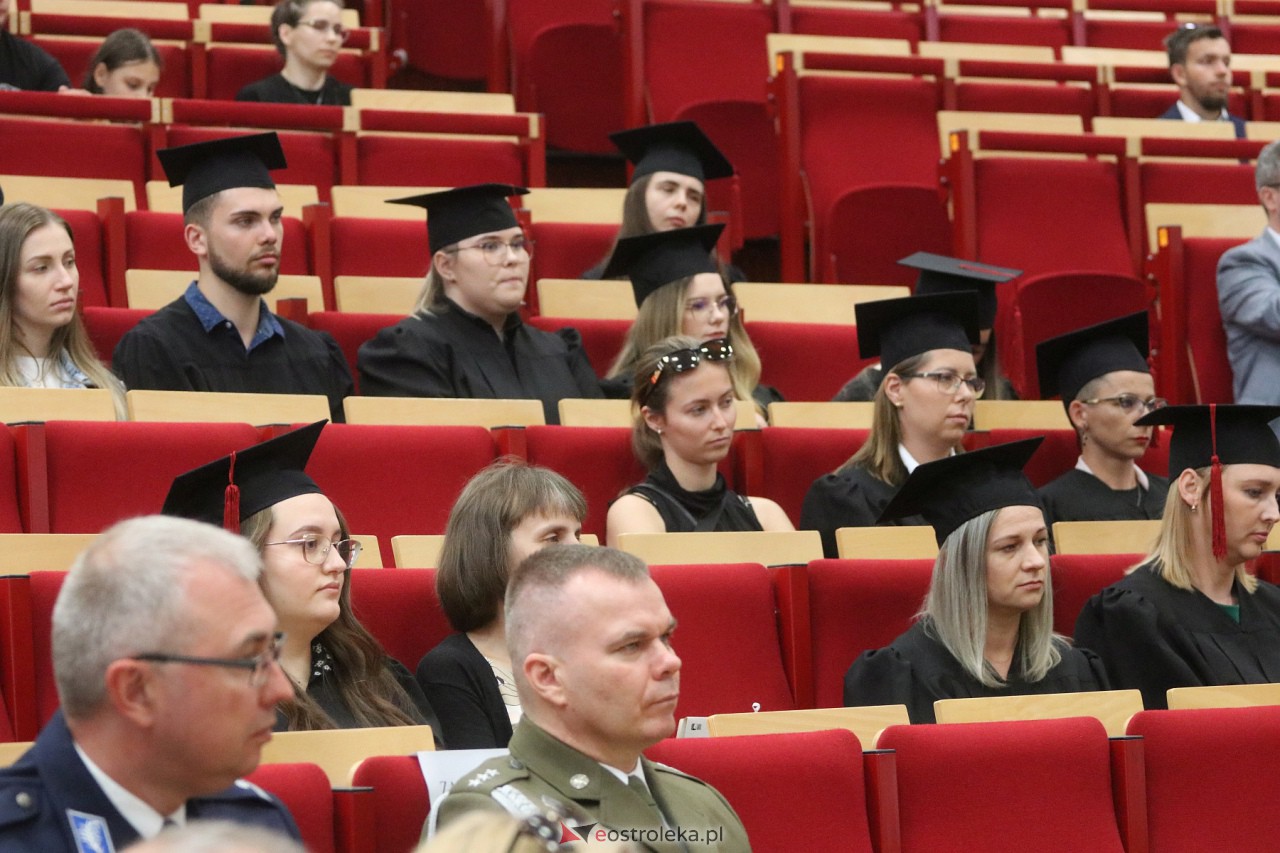 Zakończenie roku akademickiego WSAP [01.07.2023] - zdjęcie #3 - eOstroleka.pl