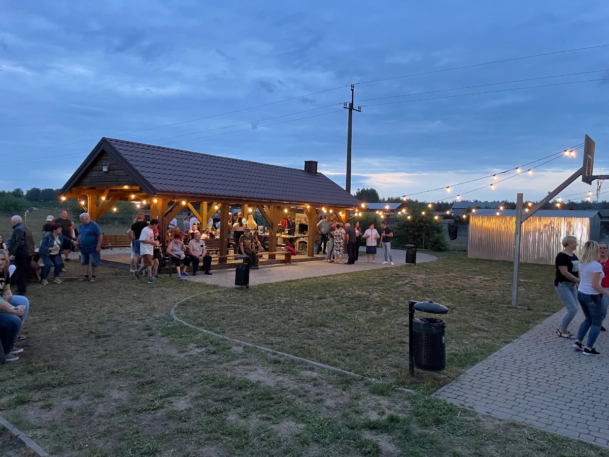 Potańcówka #WeWsiObok w Łęgu Starościńskim [01.07.2023] - zdjęcie #4 - eOstroleka.pl