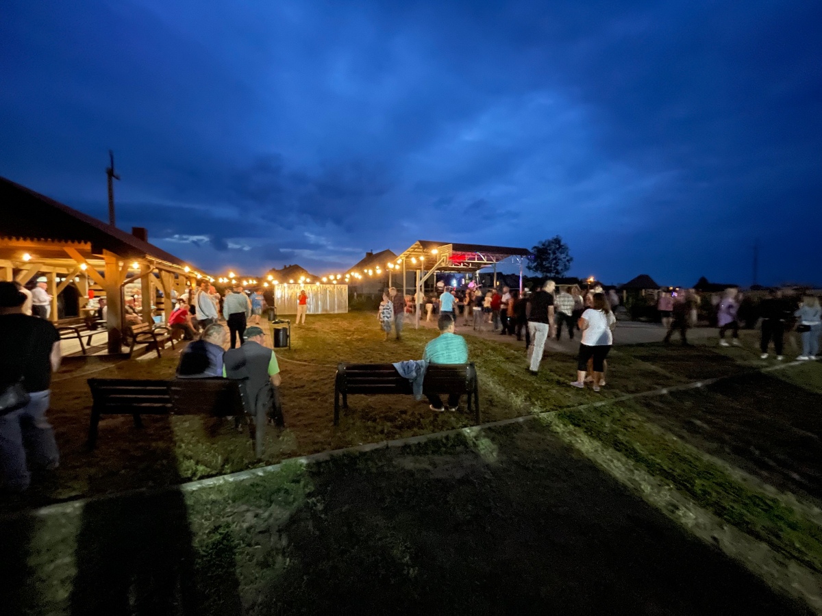 Potańcówka #WeWsiObok w Łęgu Starościńskim [01.07.2023] - zdjęcie #6 - eOstroleka.pl