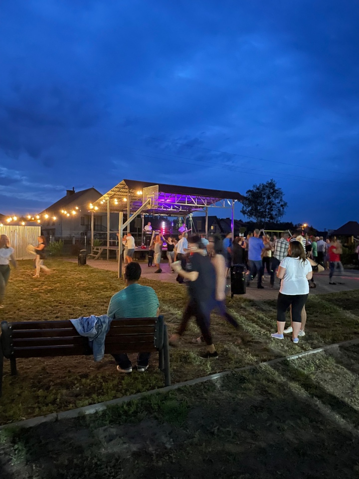 Potańcówka #WeWsiObok w Łęgu Starościńskim [01.07.2023] - zdjęcie #8 - eOstroleka.pl