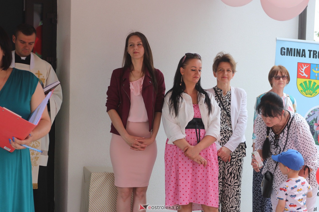 Otwarcie świetlicy wiejskiej w Janochach [02.07.2023] - zdjęcie #73 - eOstroleka.pl