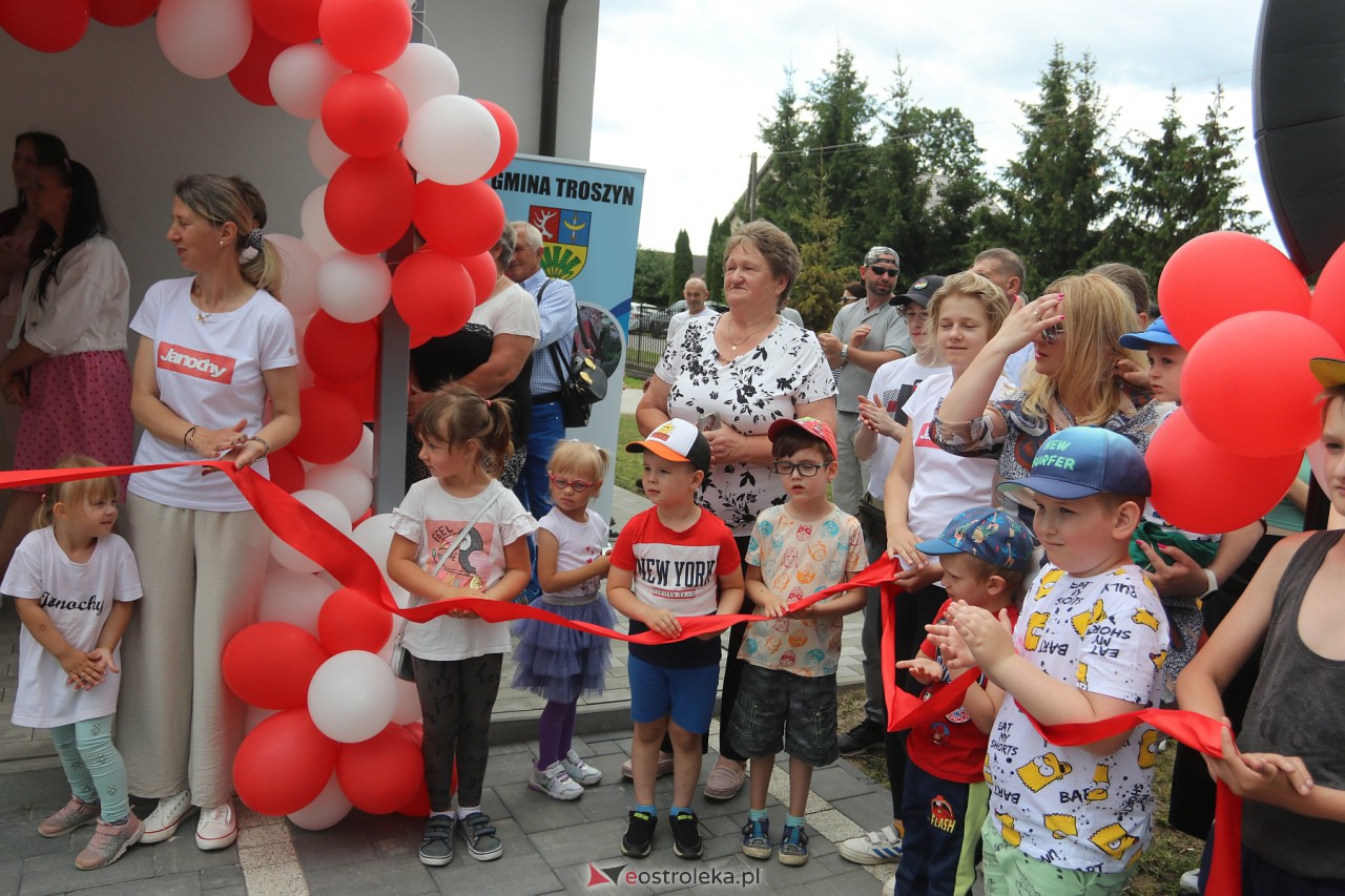 Otwarcie świetlicy wiejskiej w Janochach [02.07.2023] - zdjęcie #60 - eOstroleka.pl