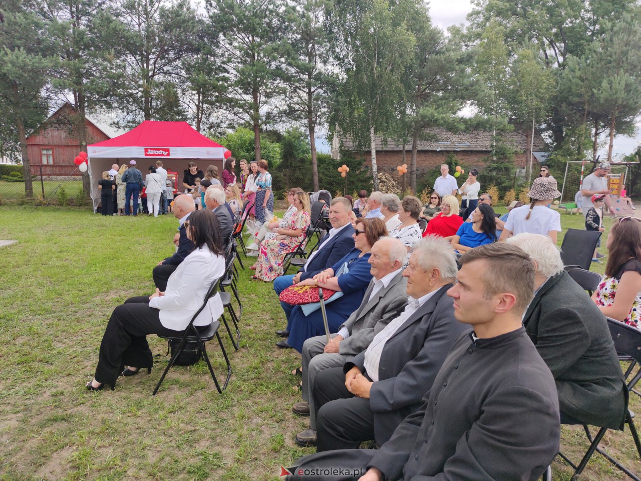 Otwarcie świetlicy wiejskiej w Janochach [02.07.2023] - zdjęcie #5 - eOstroleka.pl